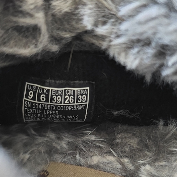 Skechers BOBS Too Cozy Faux Fur Slippers Cat Print - Picture 4 of 6